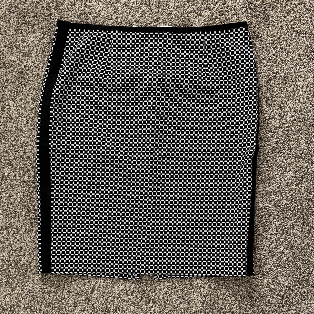 White House Black Market Women's Pencil Skirt